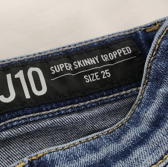 Armani Exchange Mid Rise Skinny Distressed Jeans - Picture 2 of 5